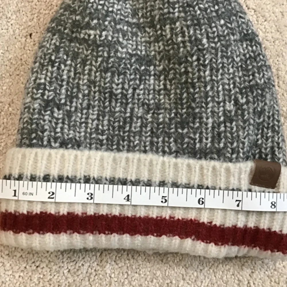 Roots look alike cabin toque - Picture 4 of 4